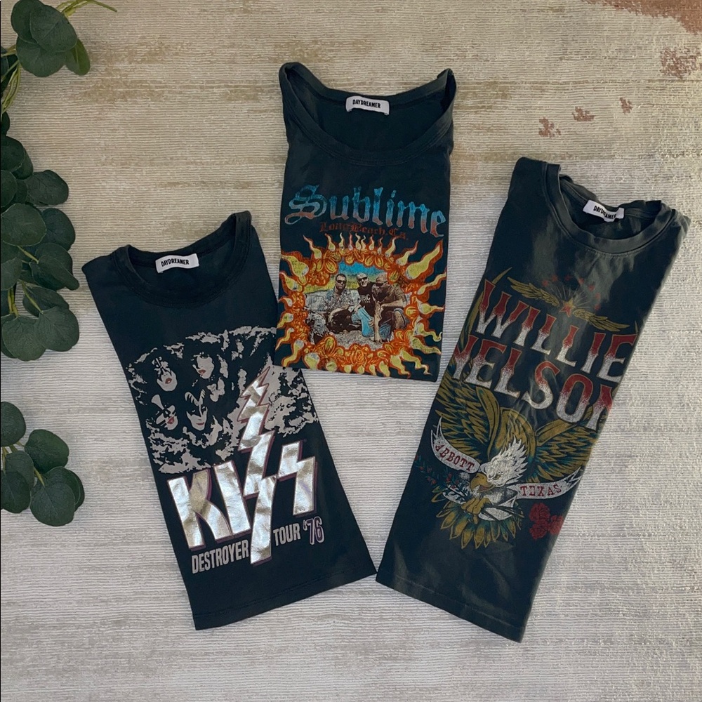 DAYDREAMER | Graphic T Bundle
